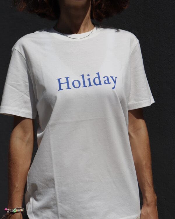 Holiday - Image 4